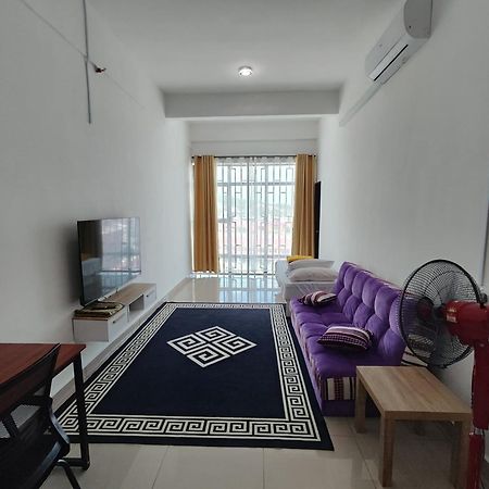 Homestay Studio Apartment Bentara Suite, Kompleks Mutiara Gua Musang Zewnętrze zdjęcie