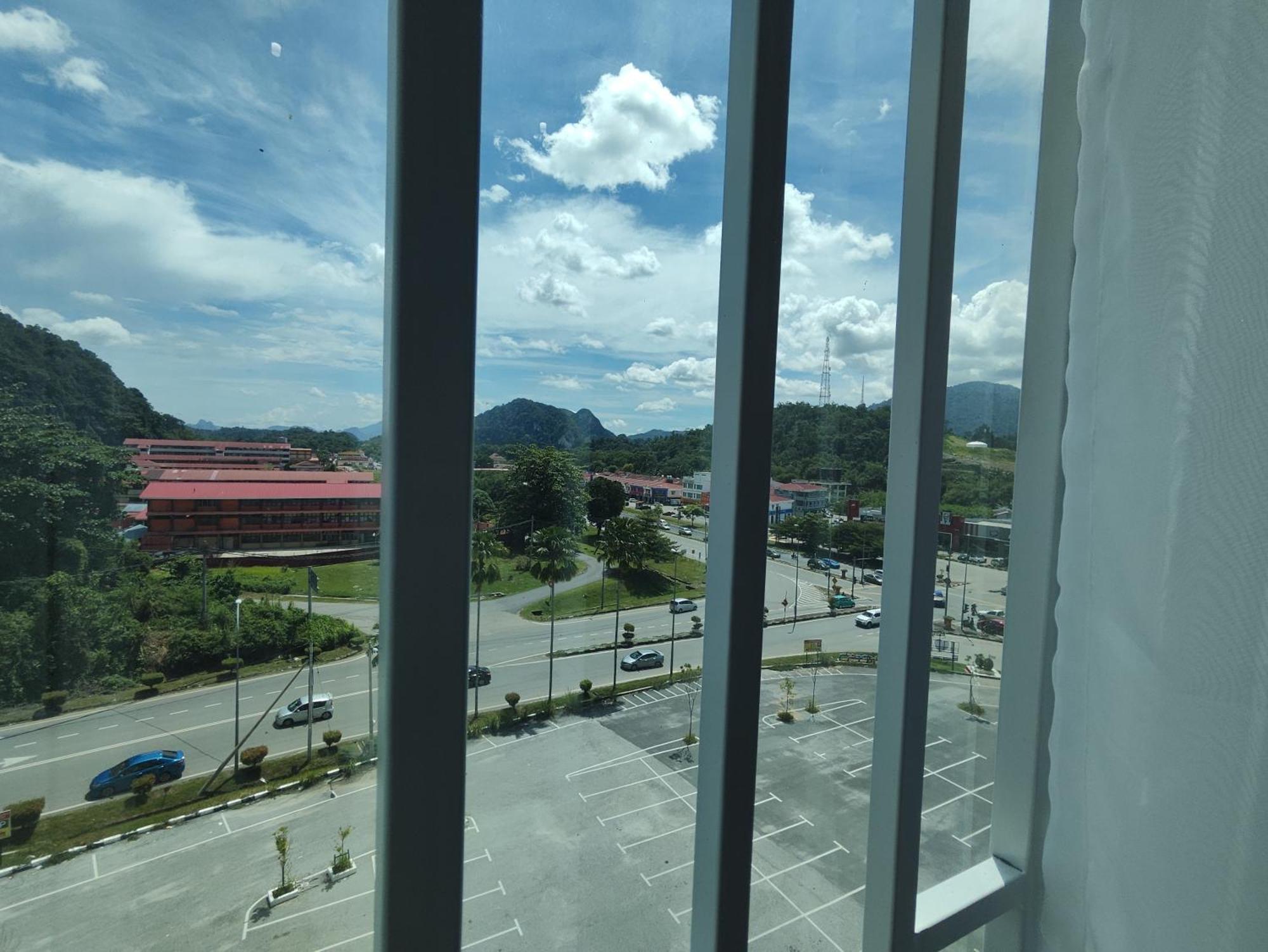 Homestay Studio Apartment Bentara Suite, Kompleks Mutiara Gua Musang Zewnętrze zdjęcie